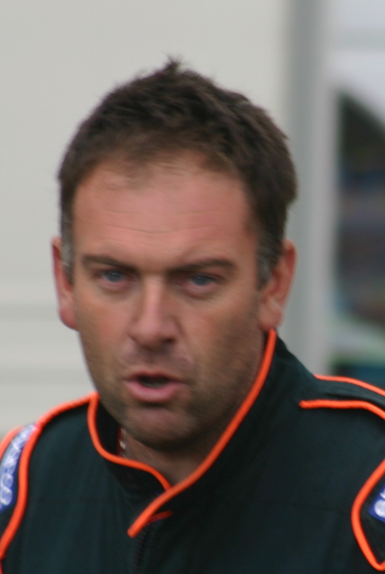 yves tre.jpg